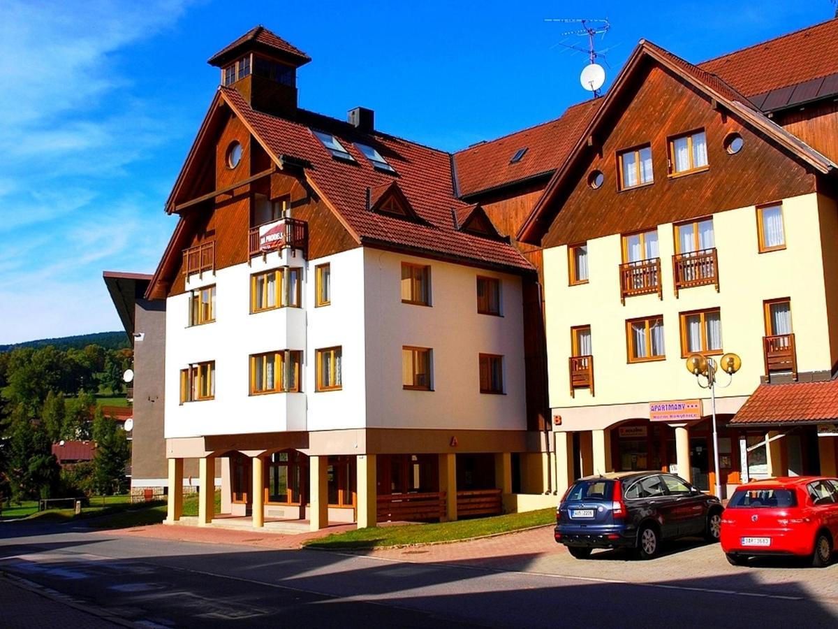 Apartman 6 U Sjezdovek Рокицани Экстерьер фото