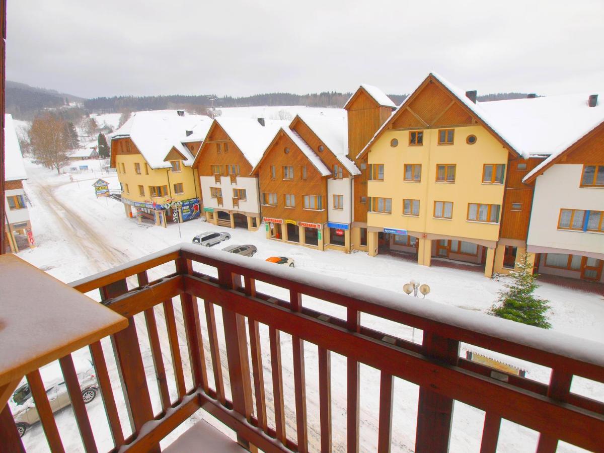 Apartman 6 U Sjezdovek Рокицани Экстерьер фото